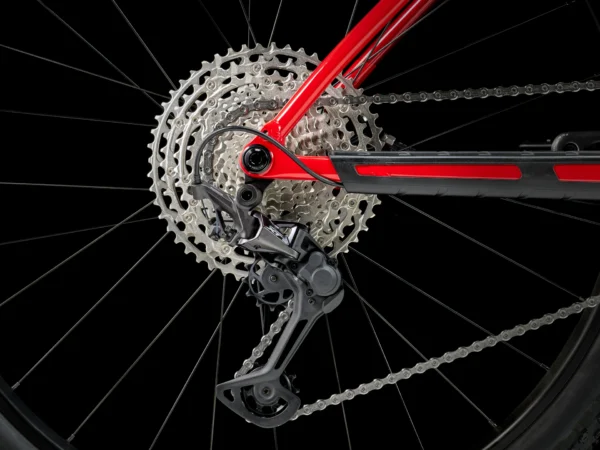 Bicykel TREK Procaliber 6 - 2025, Viper Red/Crimson - Image 2