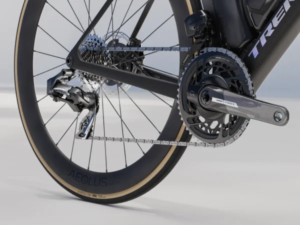Madone SLR 7 AXS Gen 8, Matte Carbon Smoke/Prismatic Pearl - 2025 - Image 2
