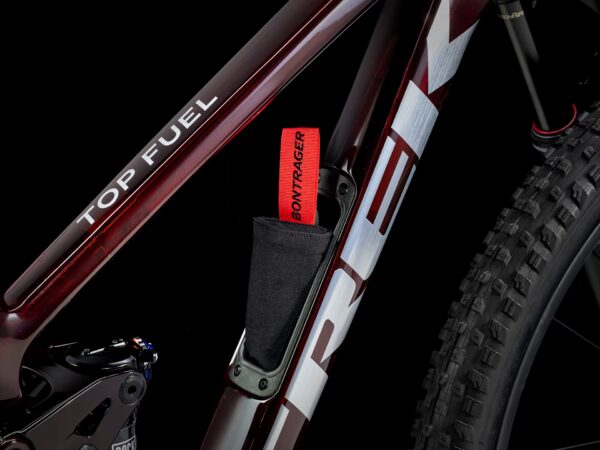 Top Fuel 9.8 XT Gen 3, Carbon Red Smoke - L - Image 8